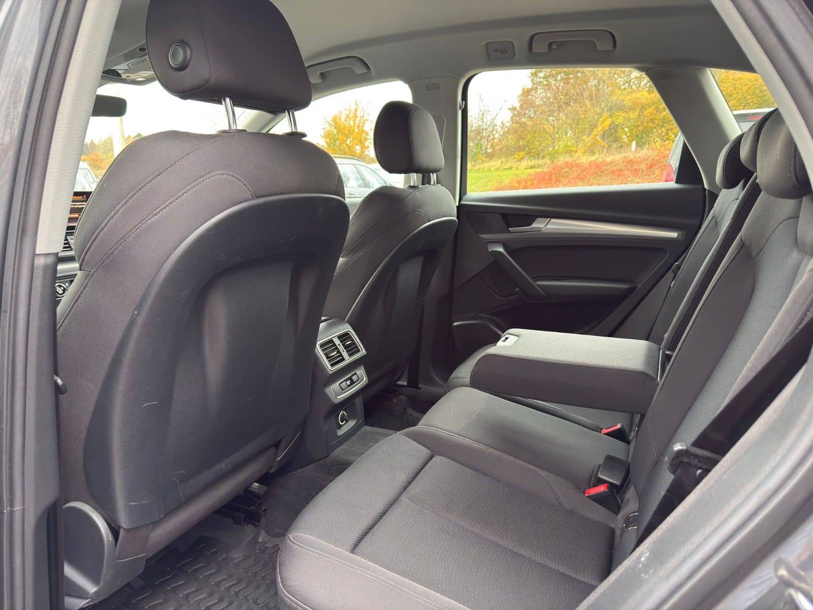 Audi Q5 40 TDI quattro sport foto 17