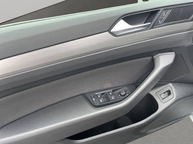 Volkswagen Passat Variant 1.5 TSI OPF Conceptline NAVI+LED foto 11