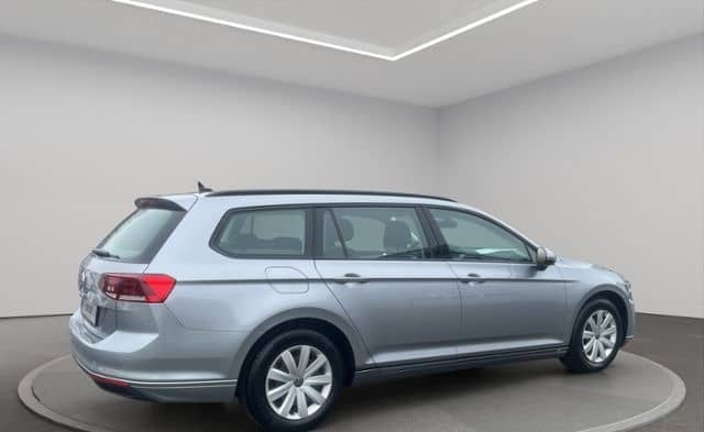 Volkswagen Passat Variant 1.5 TSI OPF Conceptline NAVI+LED foto 3