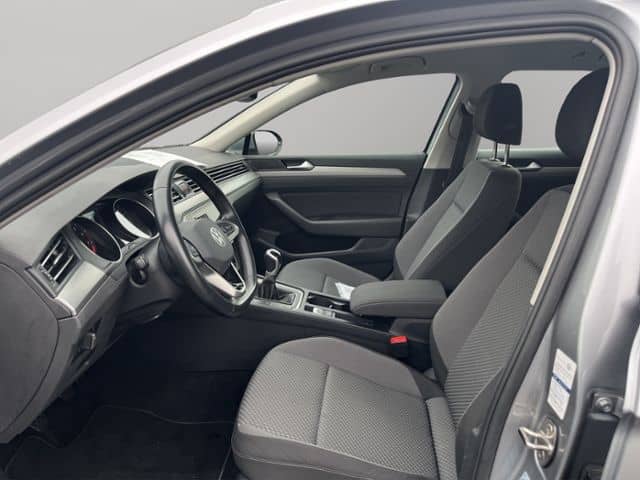 Volkswagen Passat Variant 1.5 TSI OPF Conceptline NAVI+LED foto 6