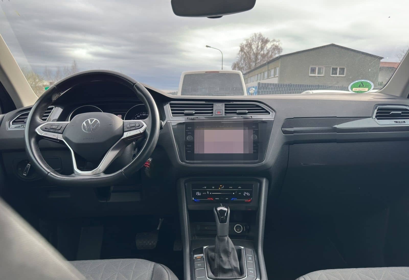 Volkswagen Tiguan Life*NAVI*KAMERA*LED*AHK* foto 11