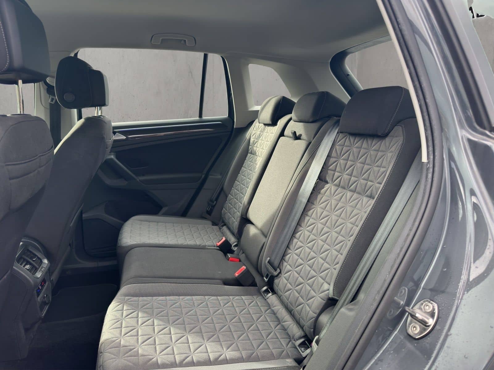 Volkswagen Tiguan Life*NAVI*KAMERA*LED*AHK* foto 13