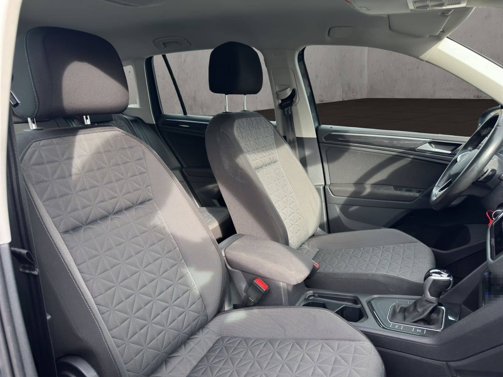 Volkswagen Tiguan Life*NAVI*KAMERA*LED*AHK* foto 15