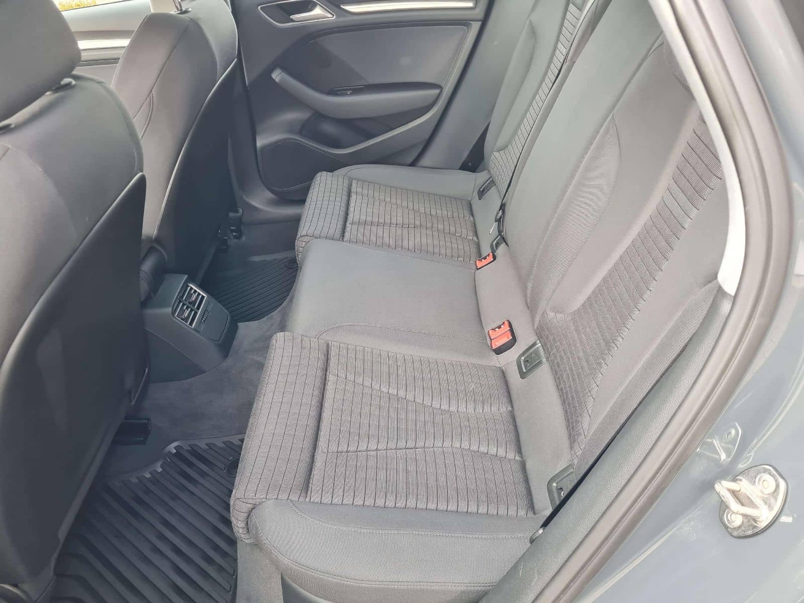 Audi A3 35 TFSI sport Navi/Anhängekupplung/Sitzheizun foto 12