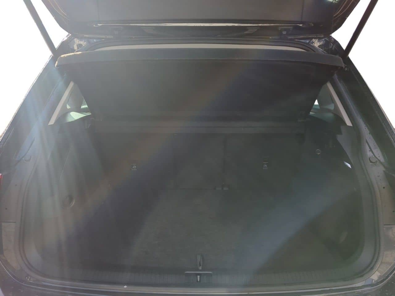 Volkswagen TIGUAN Plug-in Hybrid+LED+PDC+ACC+DAB+LM+ALS foto 16