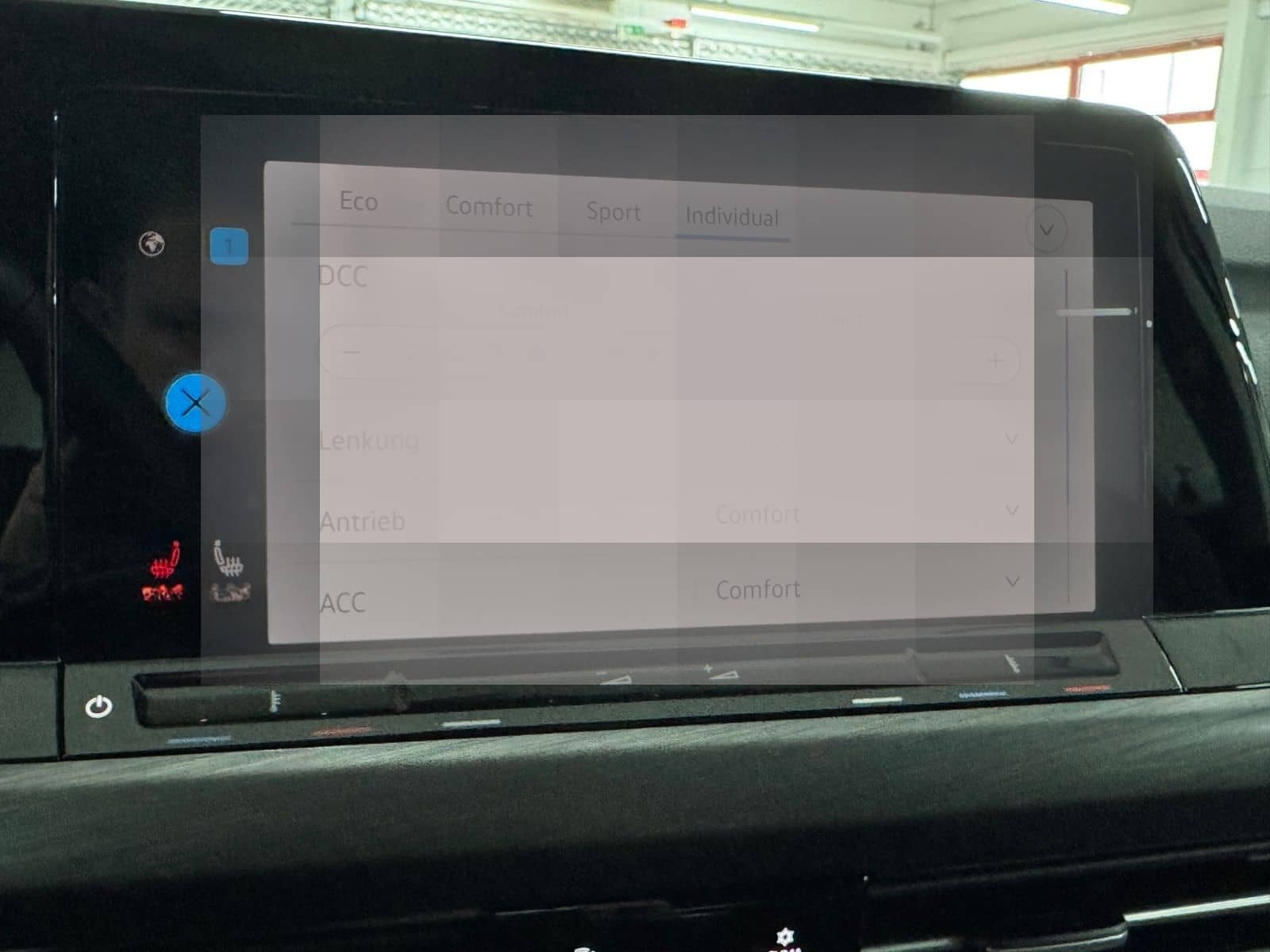 Volkswagen Golf VIII Lim. Style IQ LIGHT/CARPLAY/U-FREI/TOP foto 14