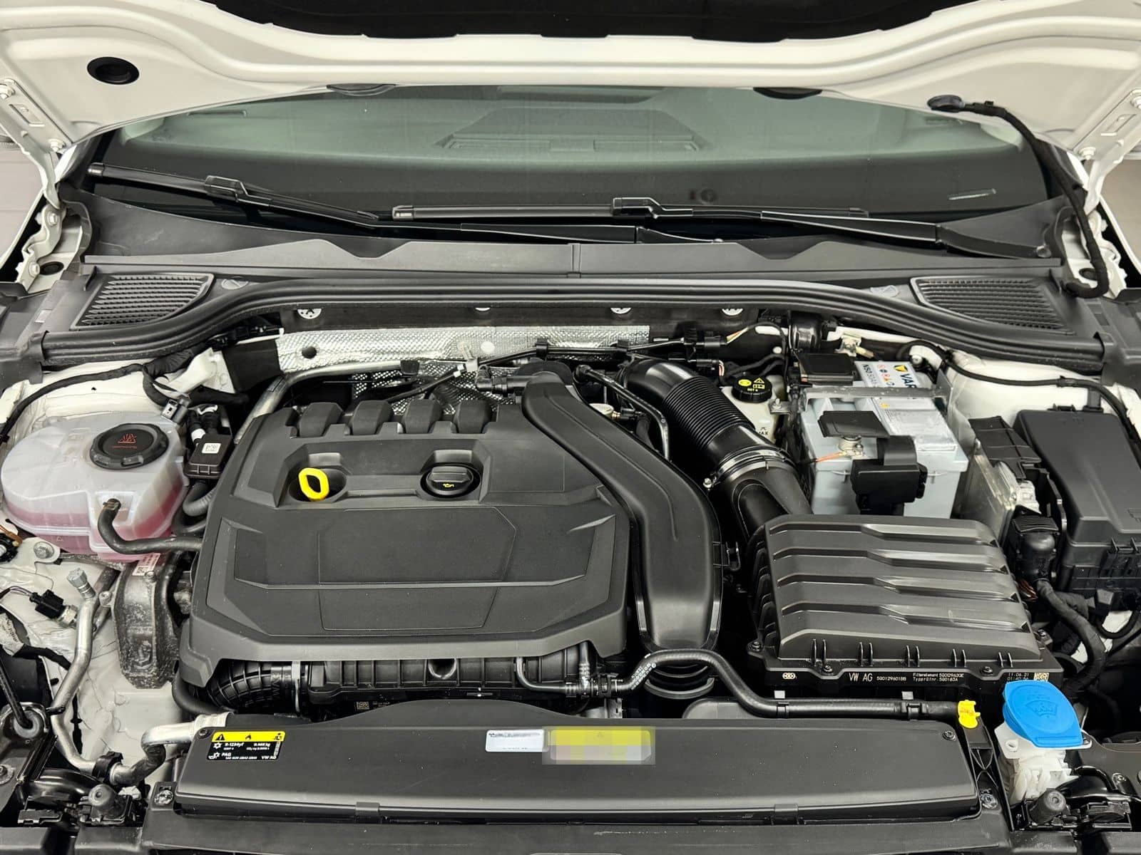 Volkswagen Golf VIII Lim. Style IQ LIGHT/CARPLAY/U-FREI/TOP foto 8