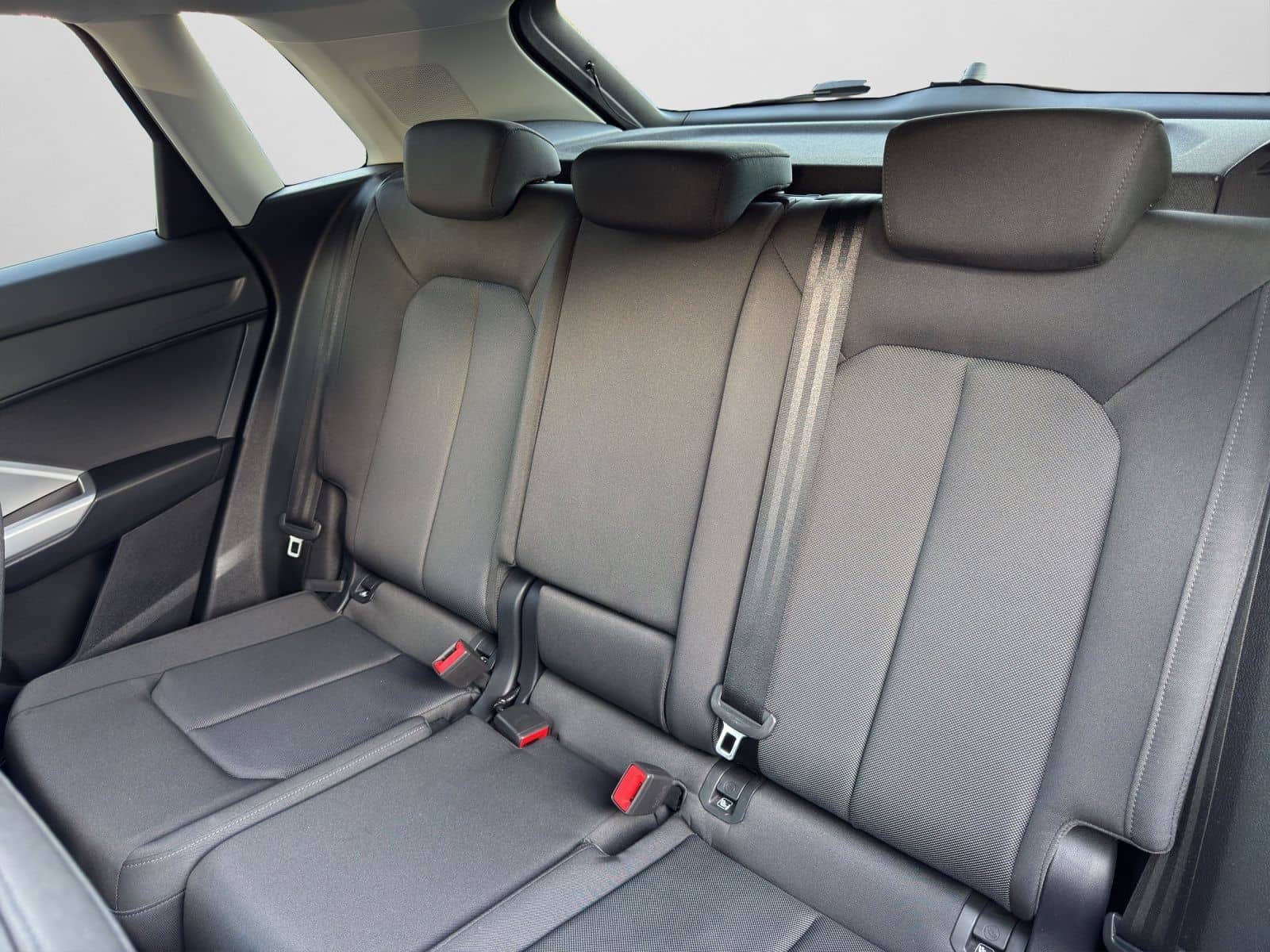 Audi Q3 35 TFSI S line S tronic NAVI KAMERA ACC foto 14