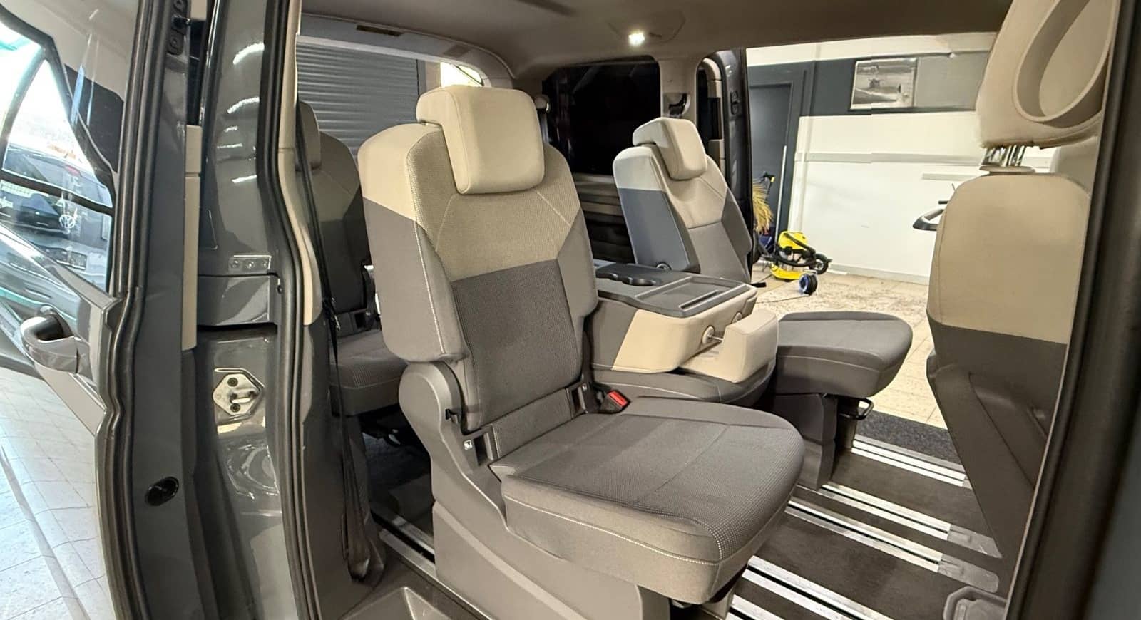 Volkswagen T7 Bulli*Multivan*7 Sitzer*AHK*Virtual*ACC foto 13