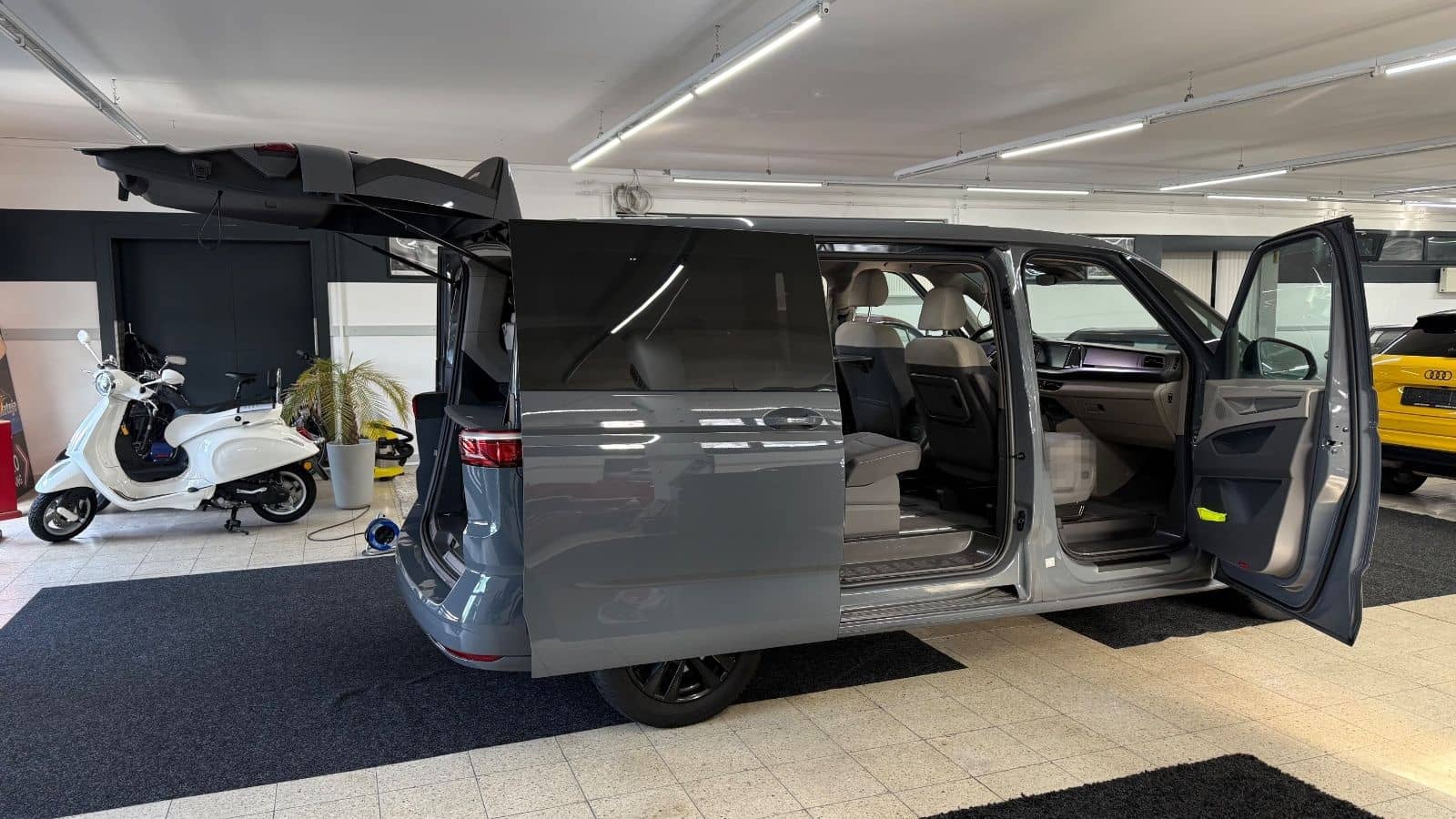 Volkswagen T7 Bulli*Multivan*7 Sitzer*AHK*Virtual*ACC foto 6