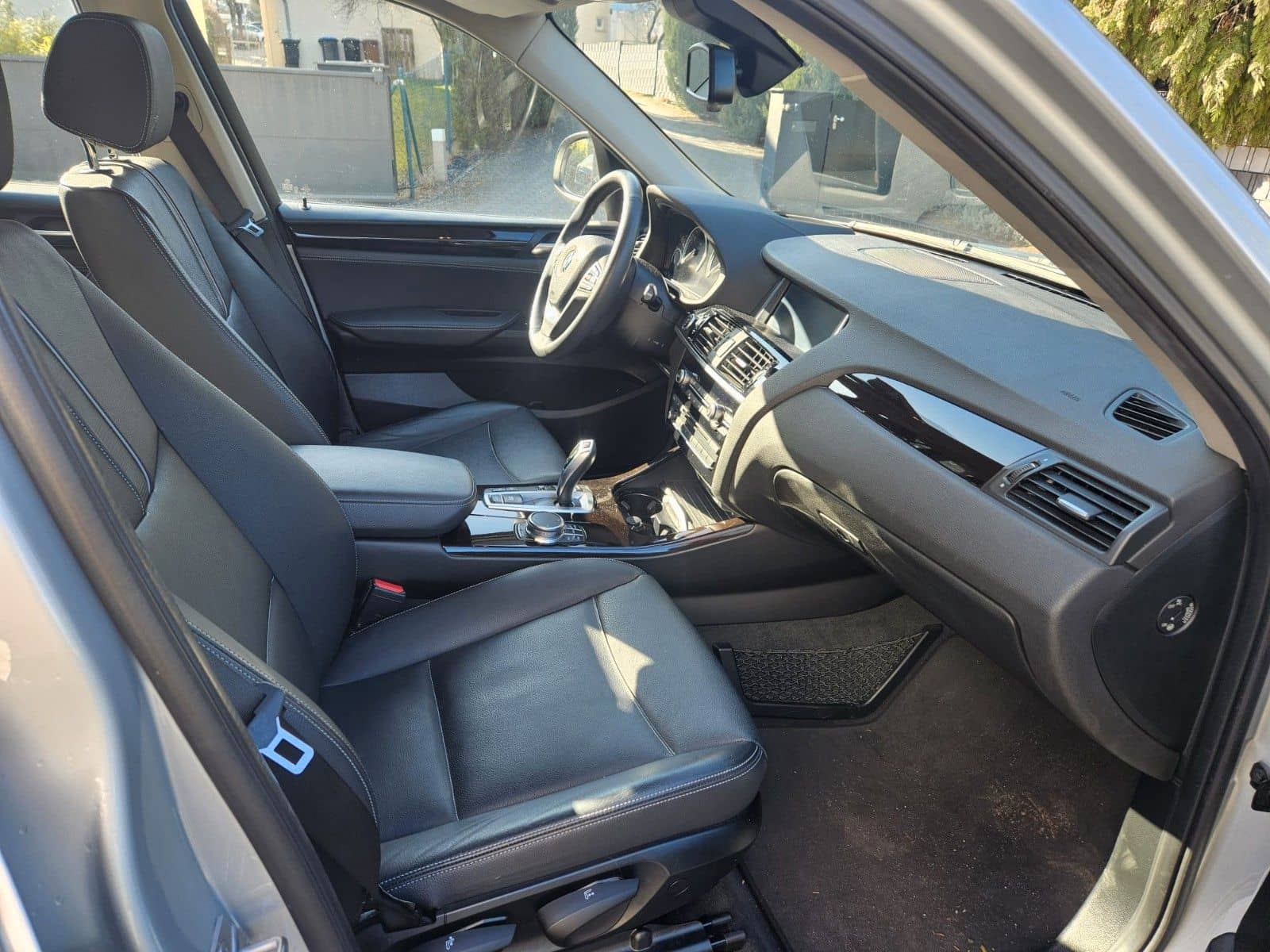 BMW X3 xDrive 20 i xLine **AHK/HEAD-UP/NAVI** foto 11