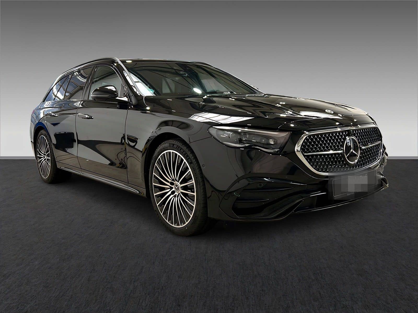 Mercedes-Benz E 450 d T 4M AMG+Superscreen+Burme+HuD+AHK+360° foto 6