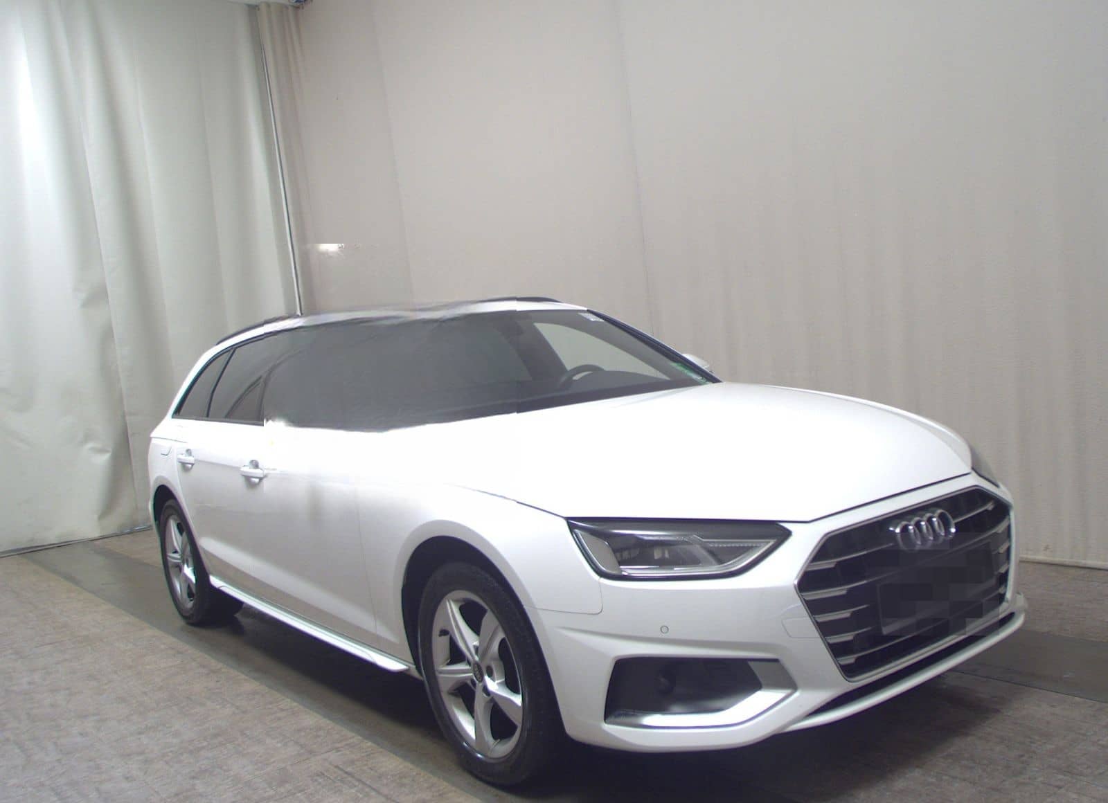 Audi A4 Avant 2.0 TDI advanced T-Leder Navi LED RFK foto 3