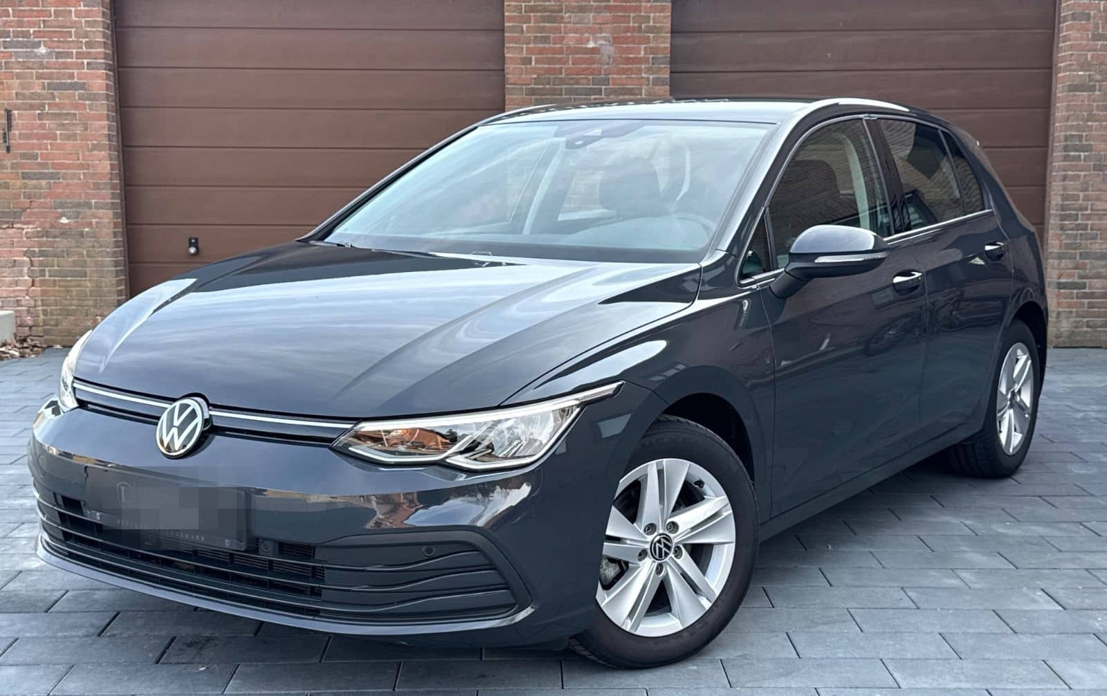 Volkswagen Golf VIII 1.5 TSI Lim. Life I LED I NAV I PDC I foto 2