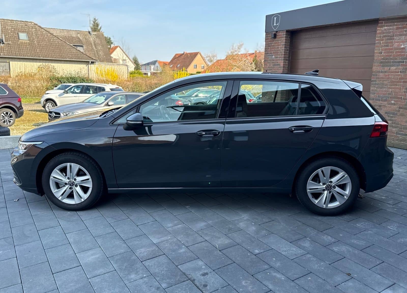 Volkswagen Golf VIII 1.5 TSI Lim. Life I LED I NAV I PDC I foto 4