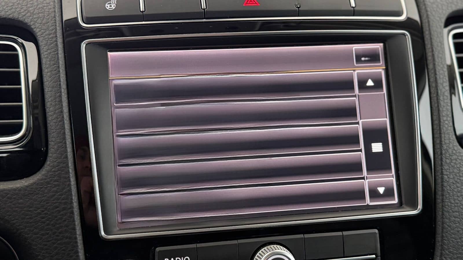 Volkswagen Touareg 3.0 V6 R Line LTDI SCR Exclusive BMT foto 24