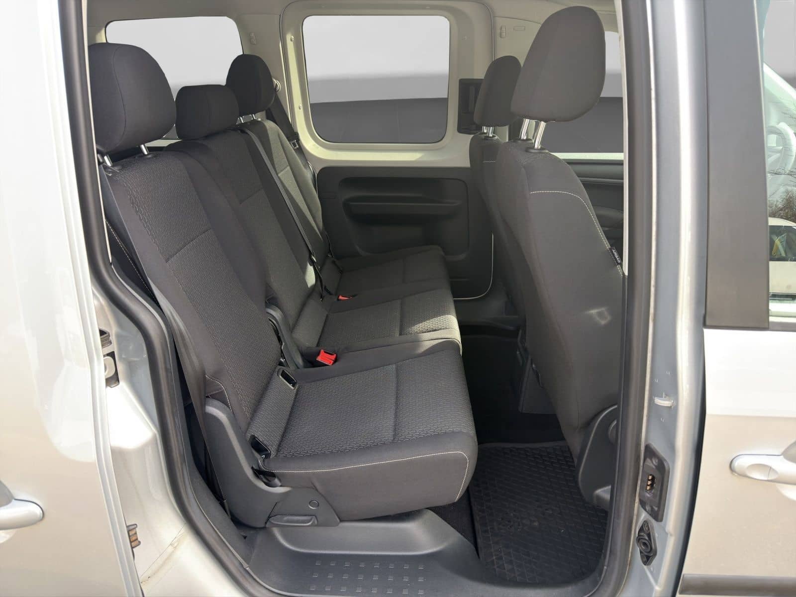 Volkswagen Caddy 2.0 TDI AHK SITZHZG PDC foto 6