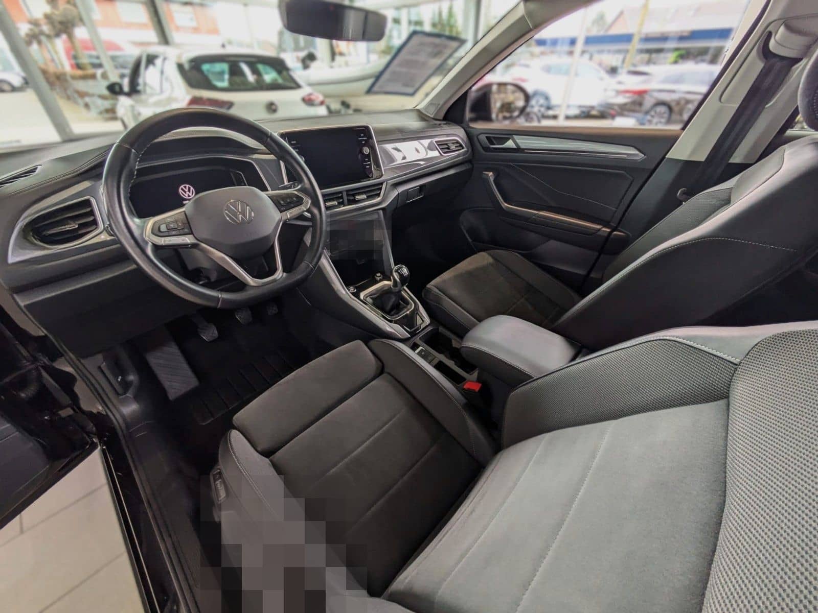 Volkswagen T-Roc 2.0 TDI STYLE NAVI SHZ ACC LED CAM AHK foto 2