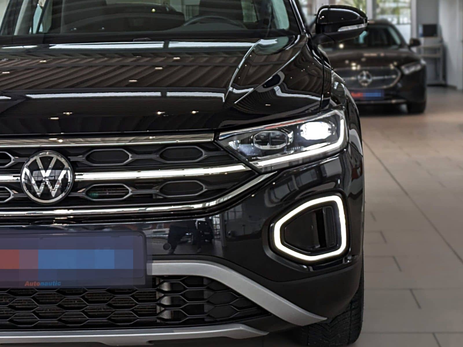 Volkswagen T-Roc 2.0 TDI STYLE NAVI SHZ ACC LED CAM AHK foto 16