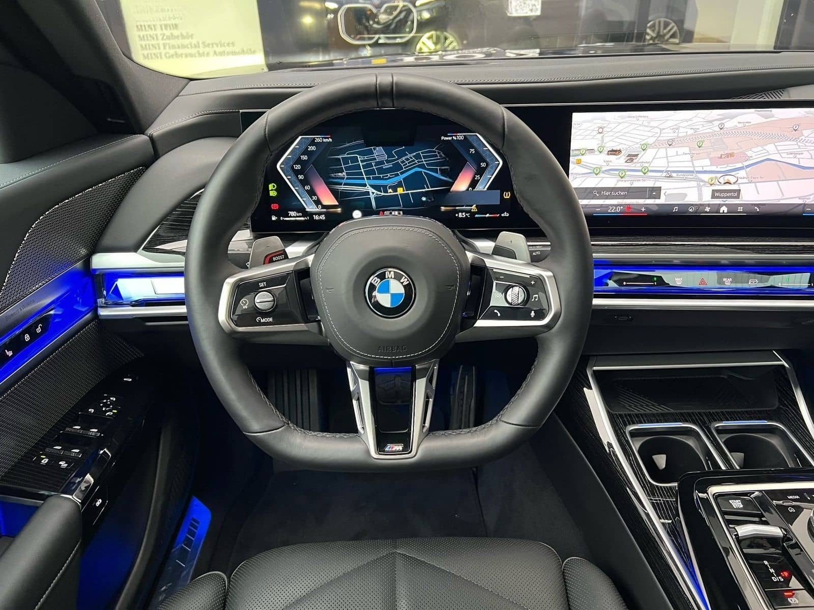 BMW 740d xDrive M Sport SkyPano DA/PA Prof Standhz. foto 8