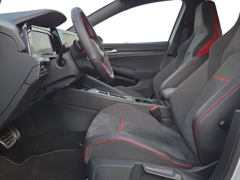 Volkswagen Golf VIII 2.0 TSI DSG GTI Clubsport HARMAN*IQ-LI foto 11