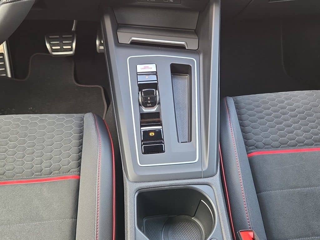 Volkswagen Golf VIII 2.0 TSI DSG GTI Clubsport HARMAN*IQ-LI foto 15