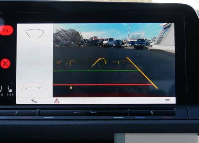 Volkswagen Golf VIII 2.0 TSI GTI DSG Clubsport Navi Pano Di foto 21