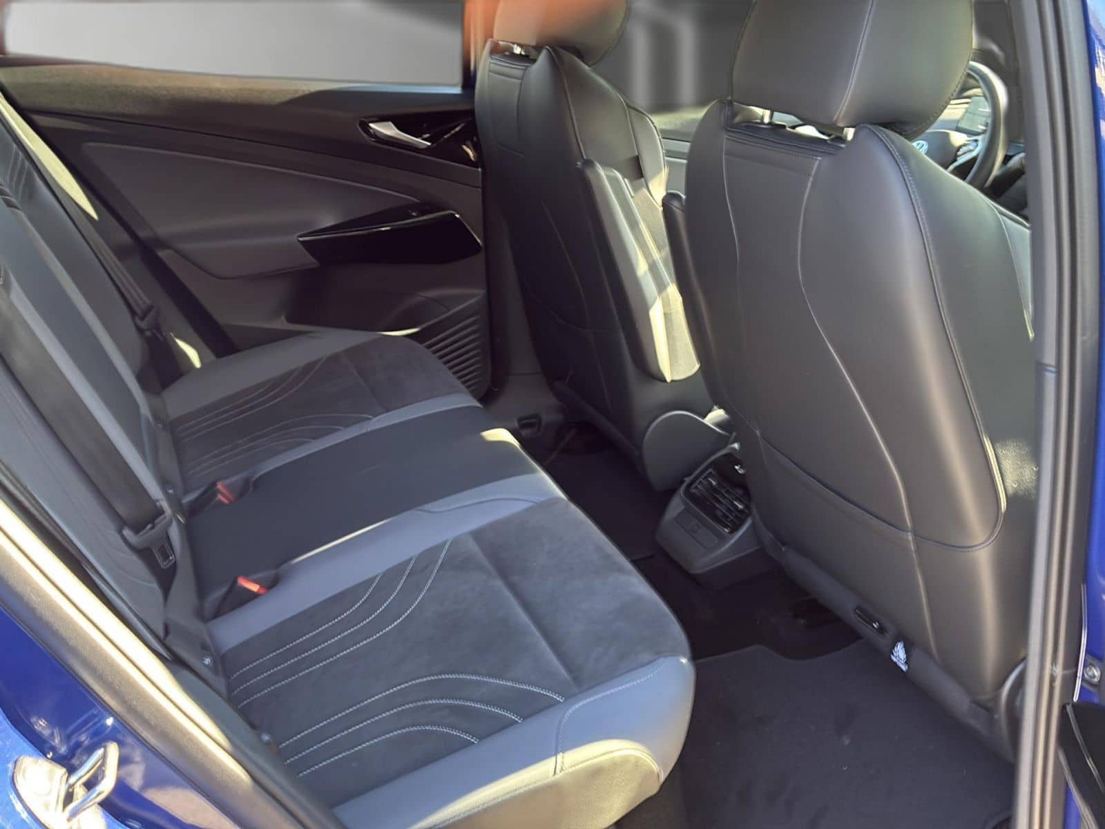 Volkswagen ID.5 Pro *IQ-MATRIX*R-CAM*WärmeP*ACC*NAV*SHZ* foto 17