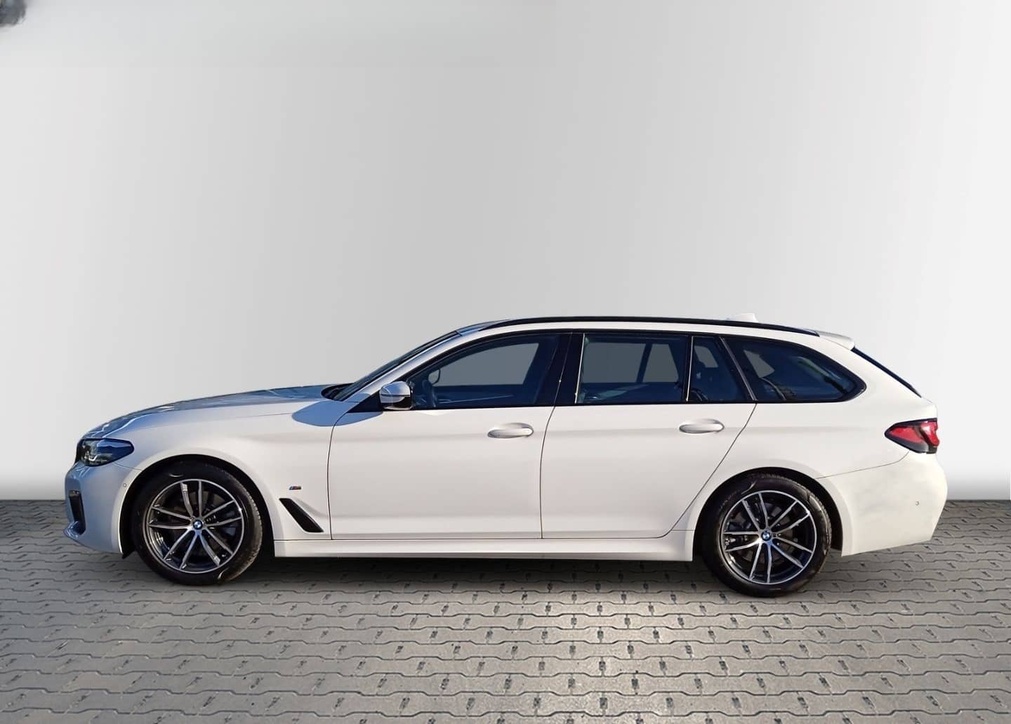 BMW 520 i Touring M Sport Aut. NAVI+DAB+HARMAN+SHZG+ foto 7