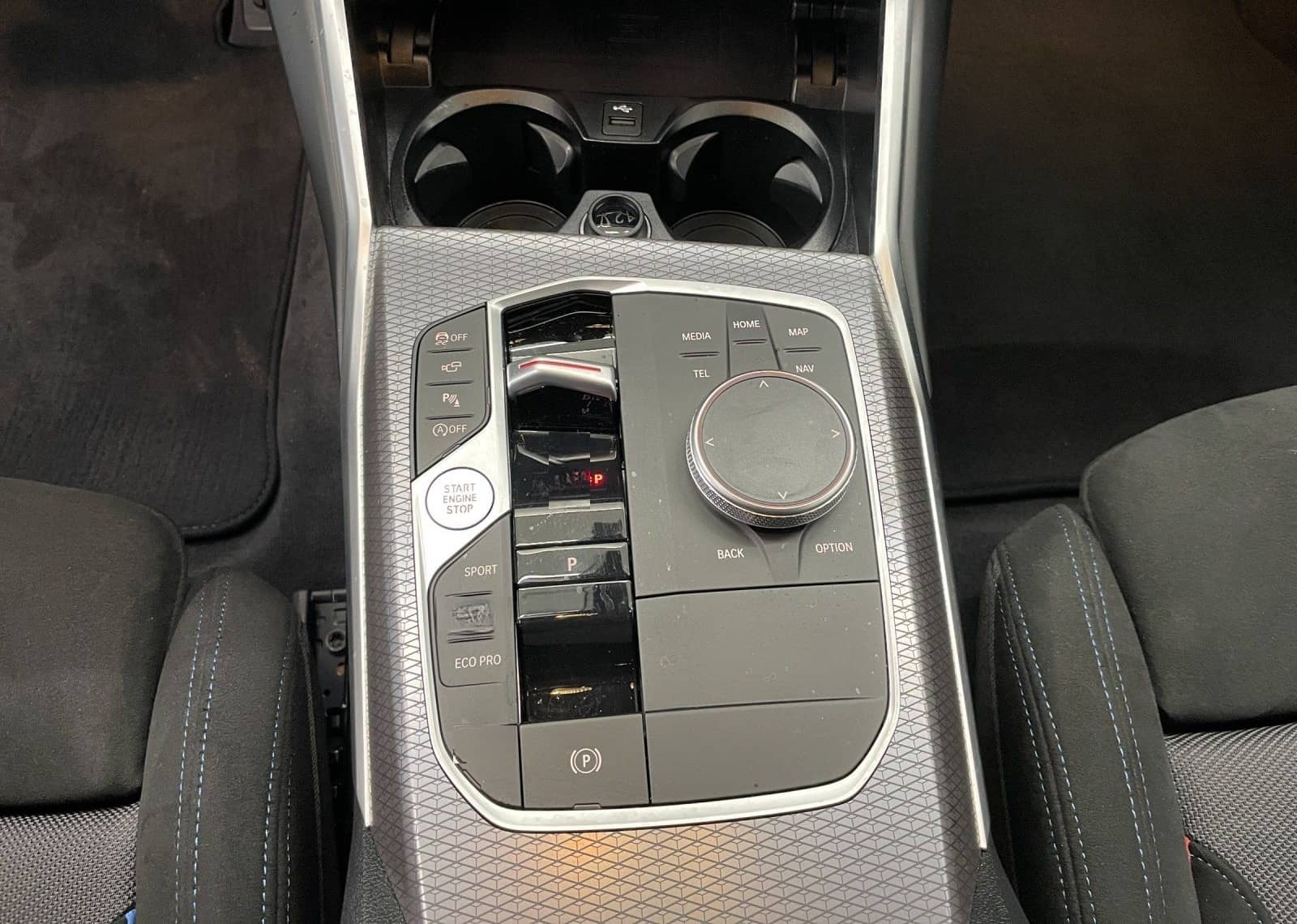 BMW 318i A Tour.M Sportpaket,AHK,HiFi,HuD,Kamera,etc foto 16