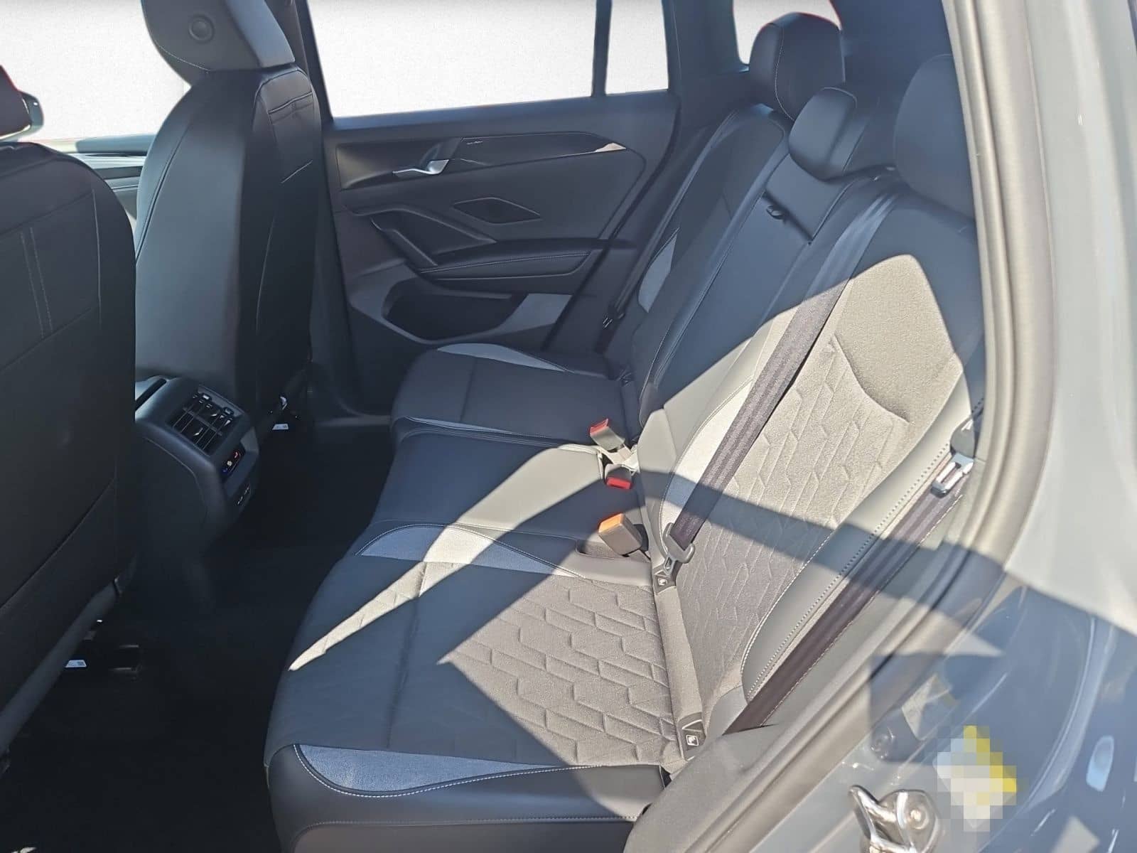 Volkswagen Tiguan GOAL 2.0TDI HUD+AHK+RFK+ACC+MatrixLED foto 14