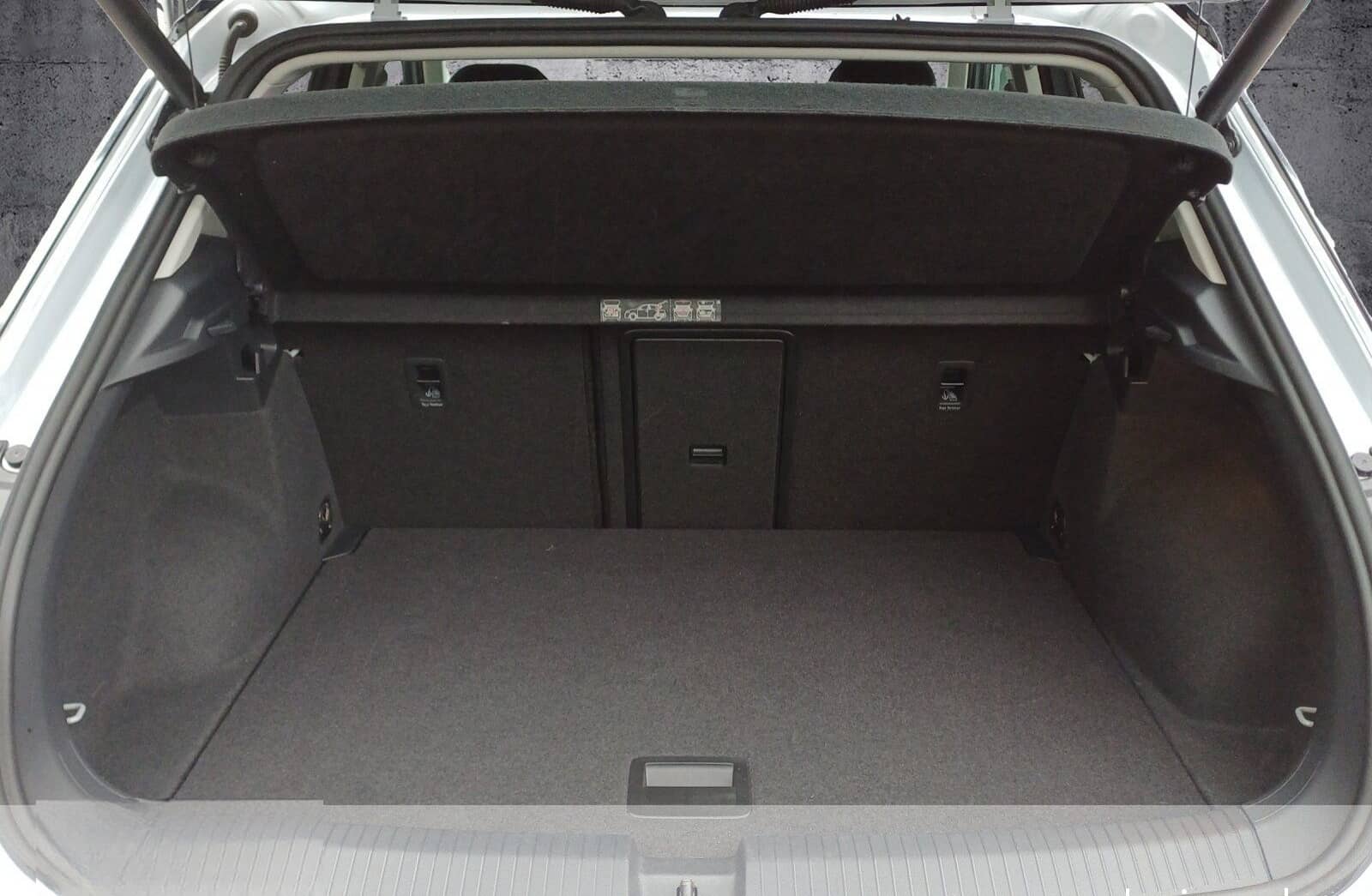 Volkswagen T-Roc 1.5 TSI United DSG/AHK/NAVI/KLIMA/LED/SHZ foto 14