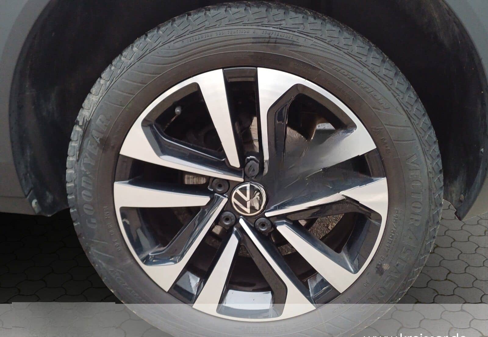 Volkswagen T-Roc 1.5 TSI United DSG/AHK/NAVI/KLIMA/LED/SHZ foto 15