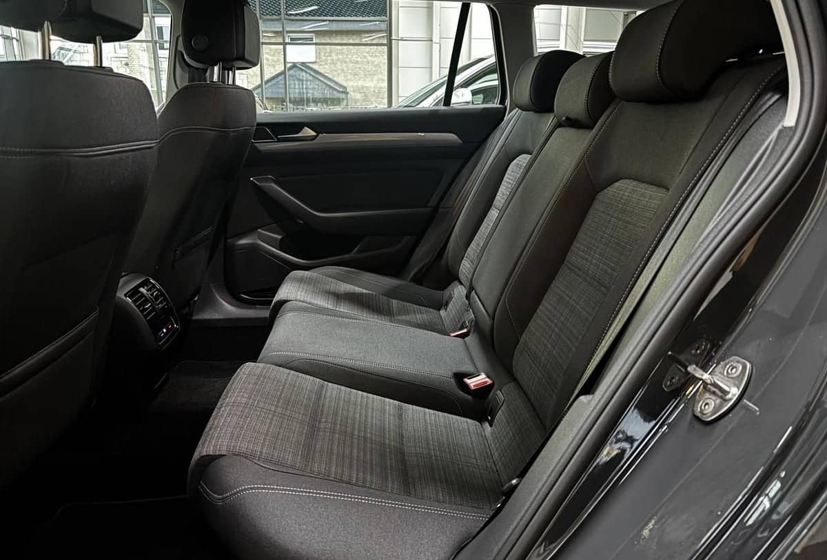 Volkswagen Passat 2.0 TDI Variant Business LED ACC 360Cam D foto 11