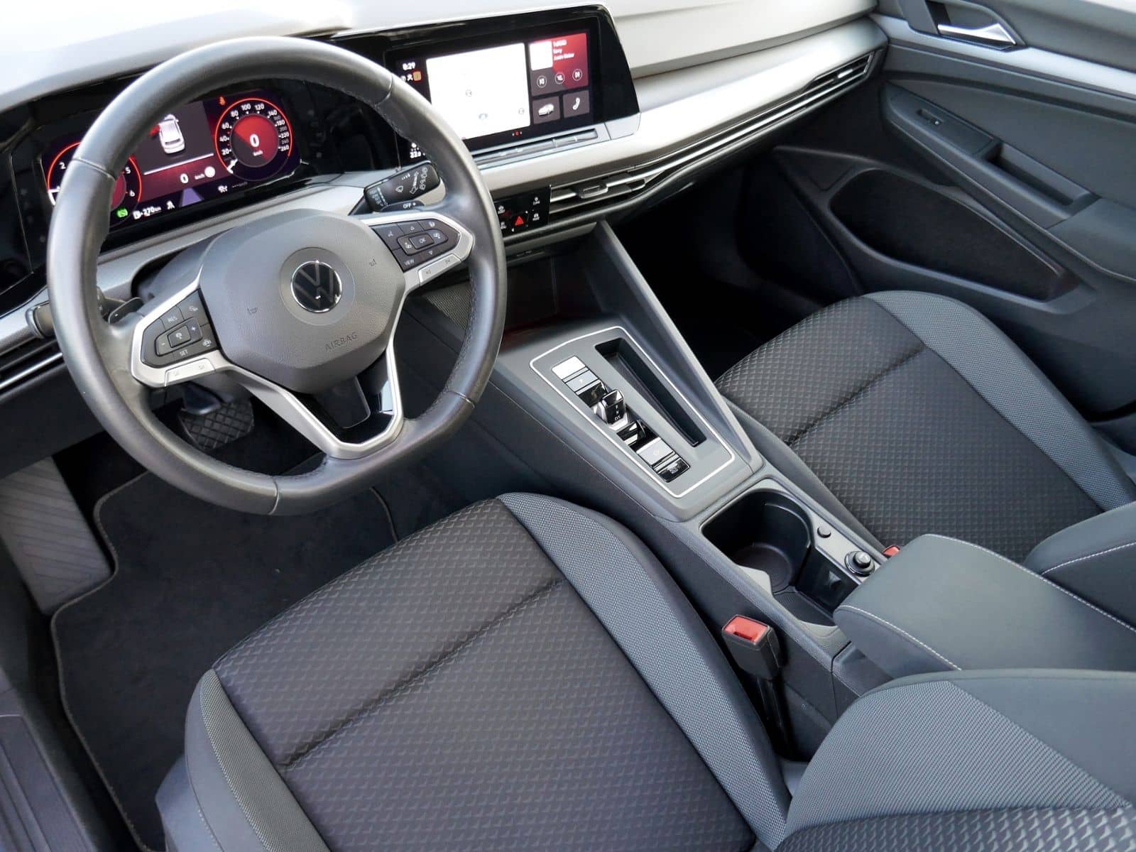 Volkswagen Golf VIII "ACTIVE" 2.0 TDI DSG | LED RFK ACC foto 12