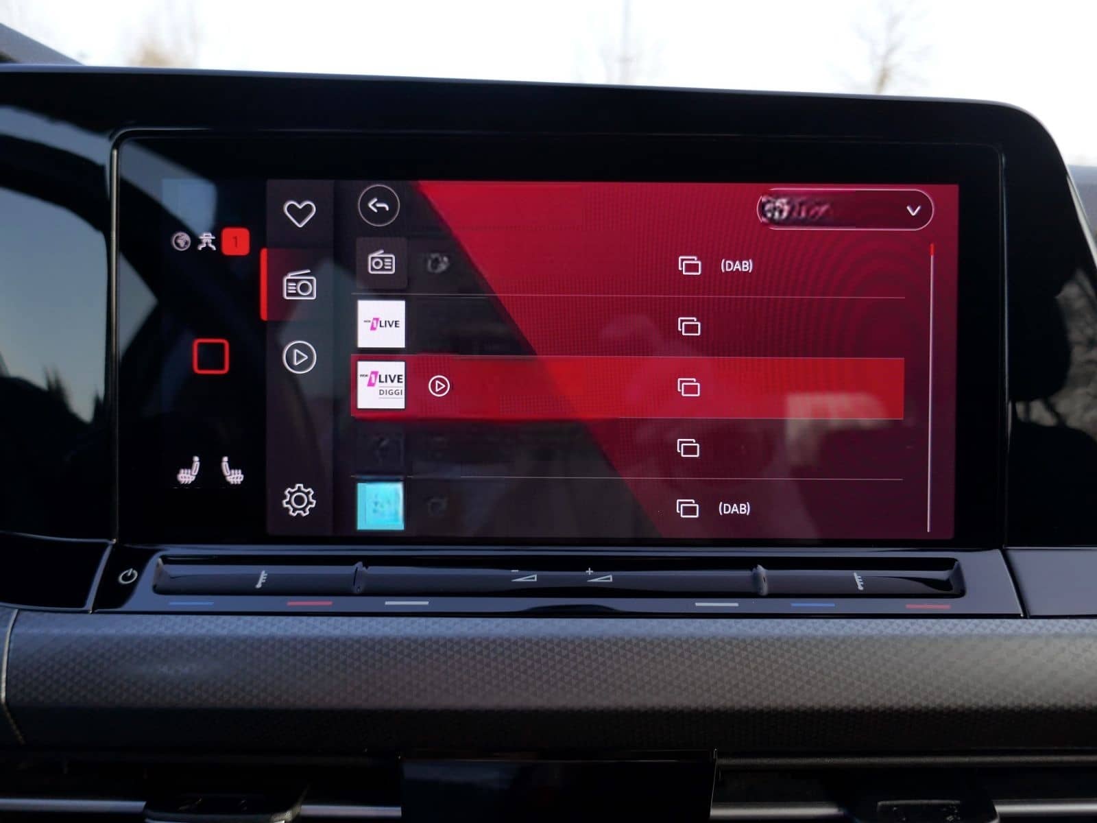 Volkswagen Golf VIII "ACTIVE" 2.0 TDI DSG | LED RFK ACC foto 15