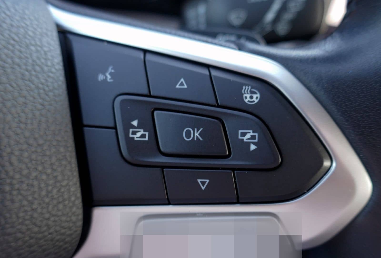 Volkswagen Golf VIII "ACTIVE" 2.0 TDI DSG | LED RFK ACC foto 20