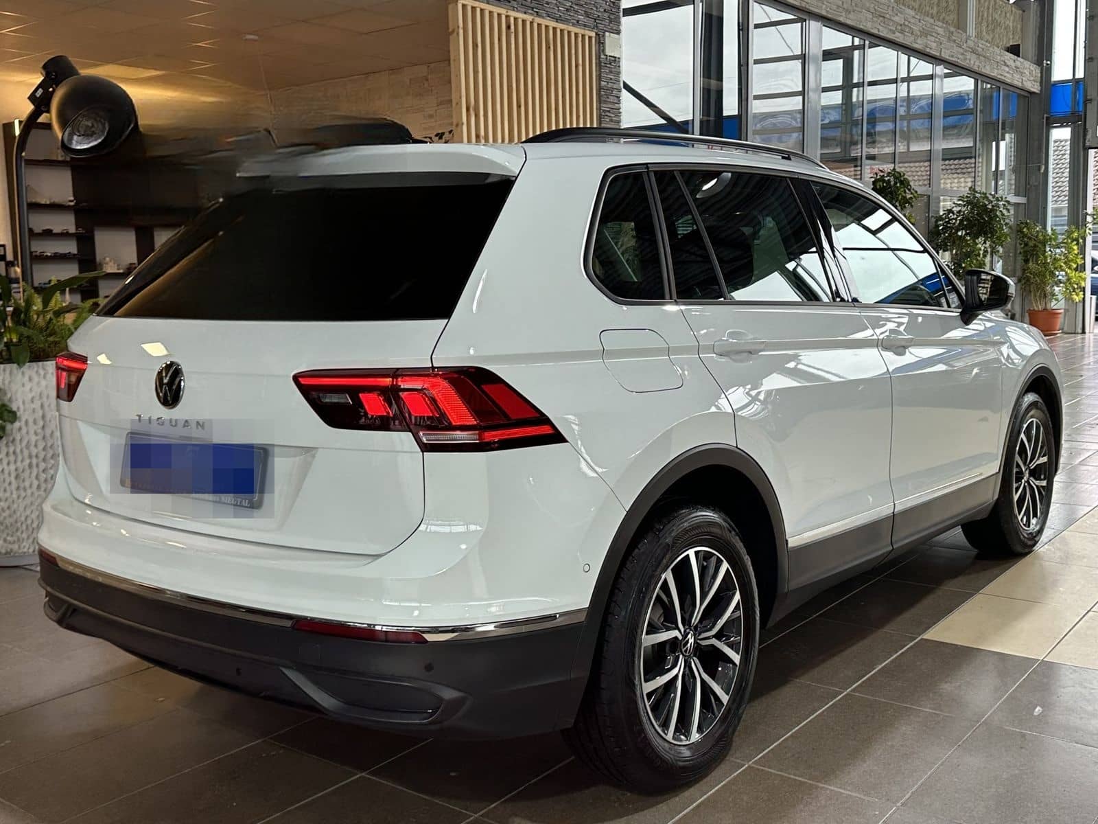 Volkswagen Tiguan Life*LED*4xSHZ*ACC*Navi*Massage*360Cam* foto 7