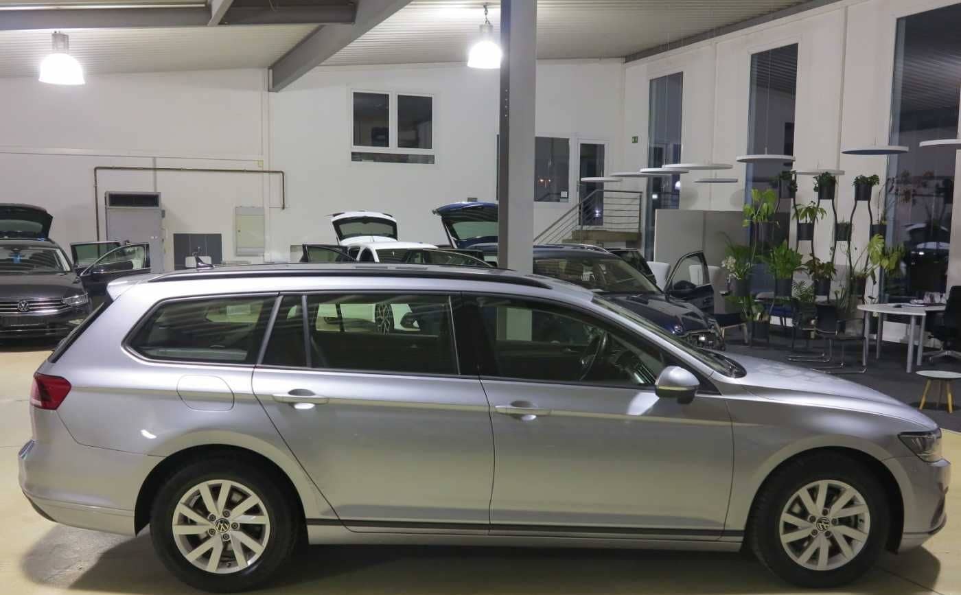Volkswagen Passat Variant 2.0 TDI SCR DSG7 CONCEPTLINE Navi foto 13