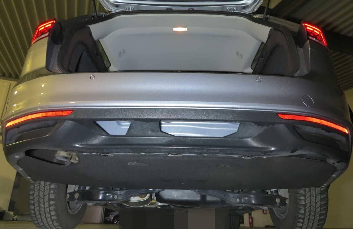 Volkswagen Passat Variant 2.0 TDI SCR DSG7 CONCEPTLINE Navi foto 16