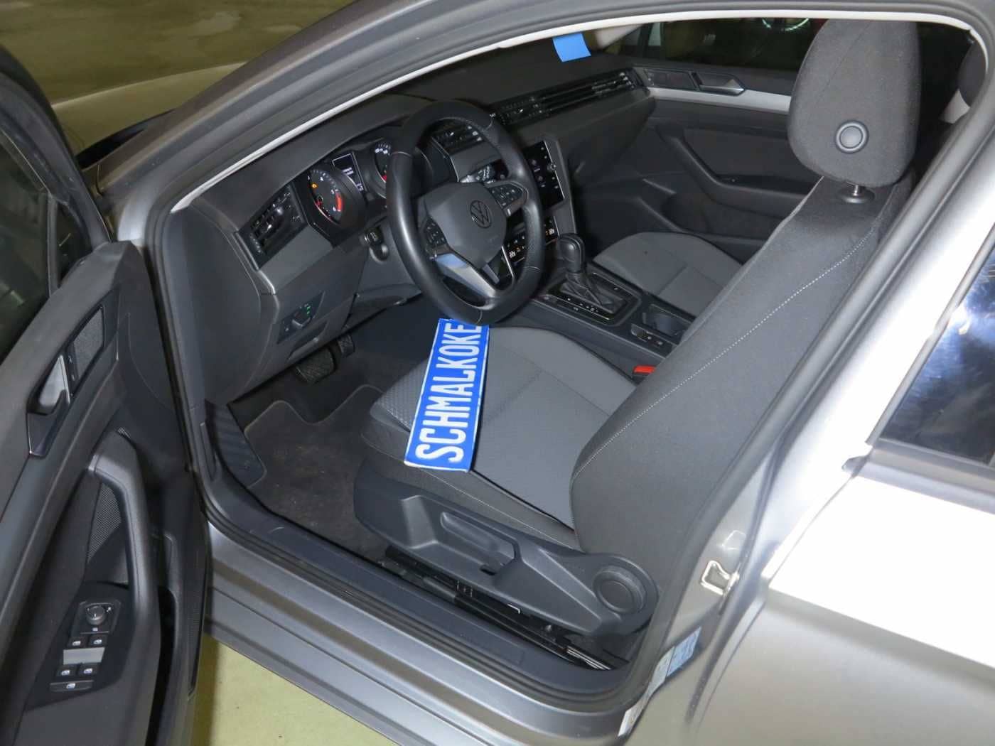 Volkswagen Passat Variant 2.0 TDI SCR DSG7 CONCEPTLINE Navi foto 6