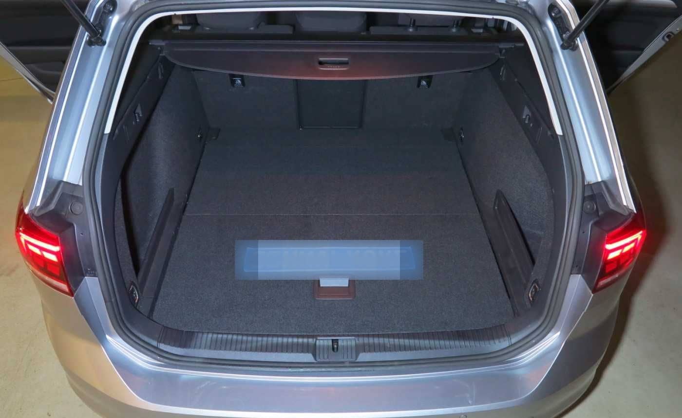 Volkswagen Passat Variant 2.0 TDI SCR DSG7 CONCEPTLINE Navi foto 7