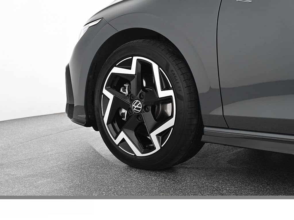 Volkswagen Golf R -Line 2.0 TSI DSG AHK Matrix Navi R-Kamer foto 5