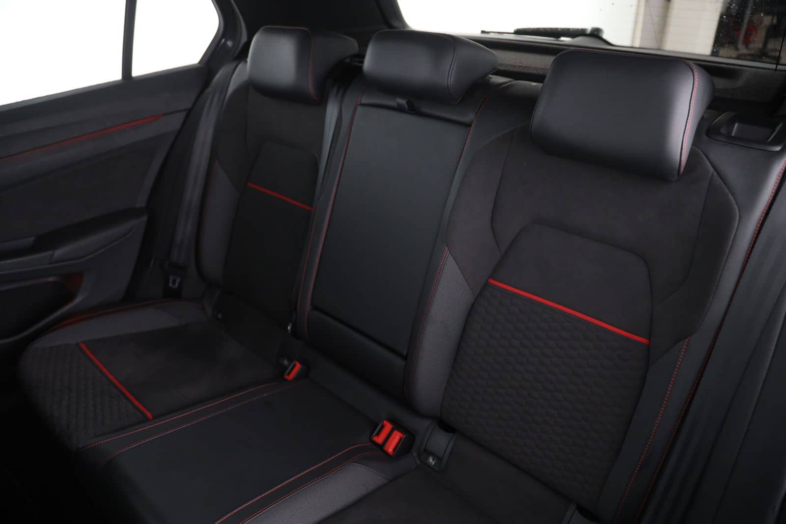 Volkswagen Golf VIII GTI 2.0 TSI DSG Clubsport | NAVI | foto 13