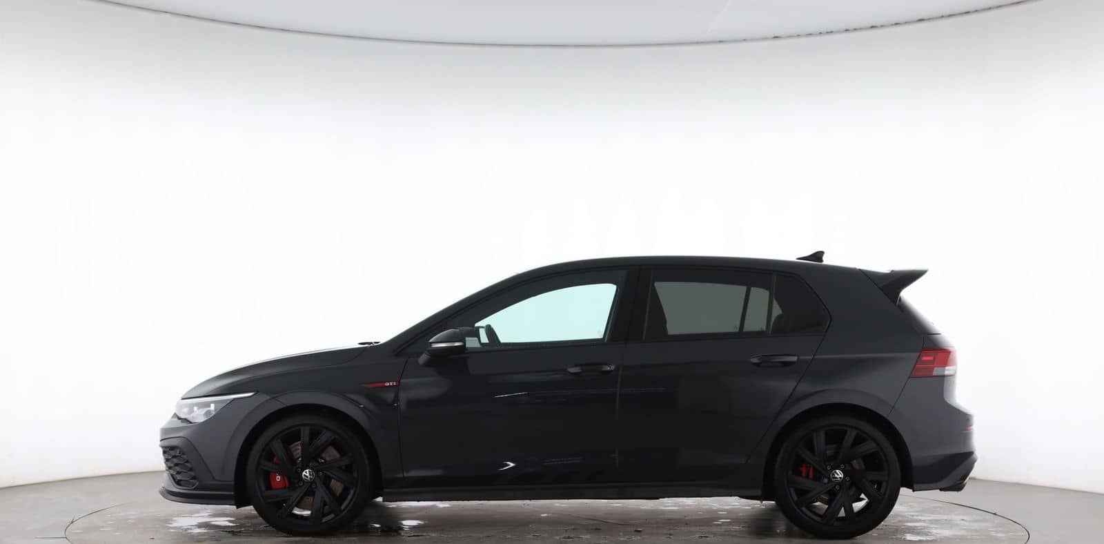 Volkswagen Golf VIII GTI 2.0 TSI DSG Clubsport | NAVI | foto 3