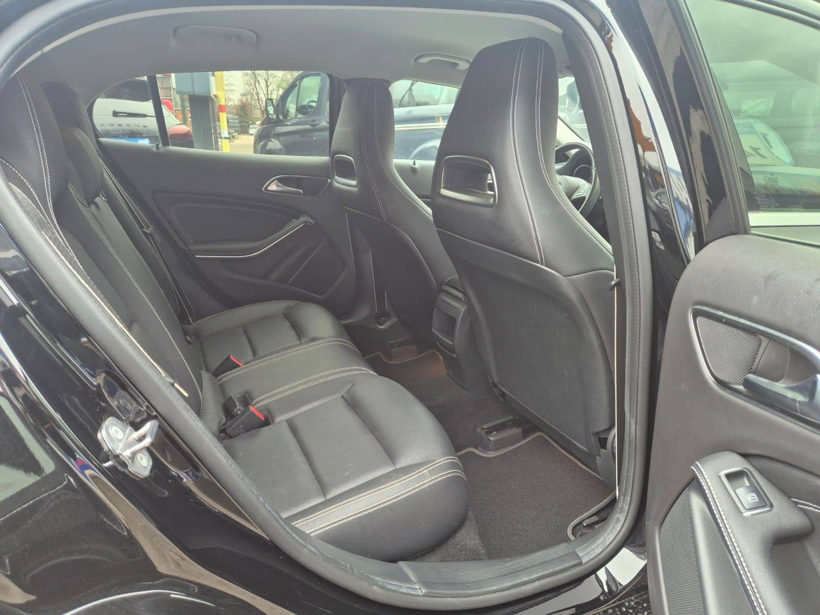 Mercedes-Benz GLA 200 GLA GLA 200 Urban Style Edition foto 9