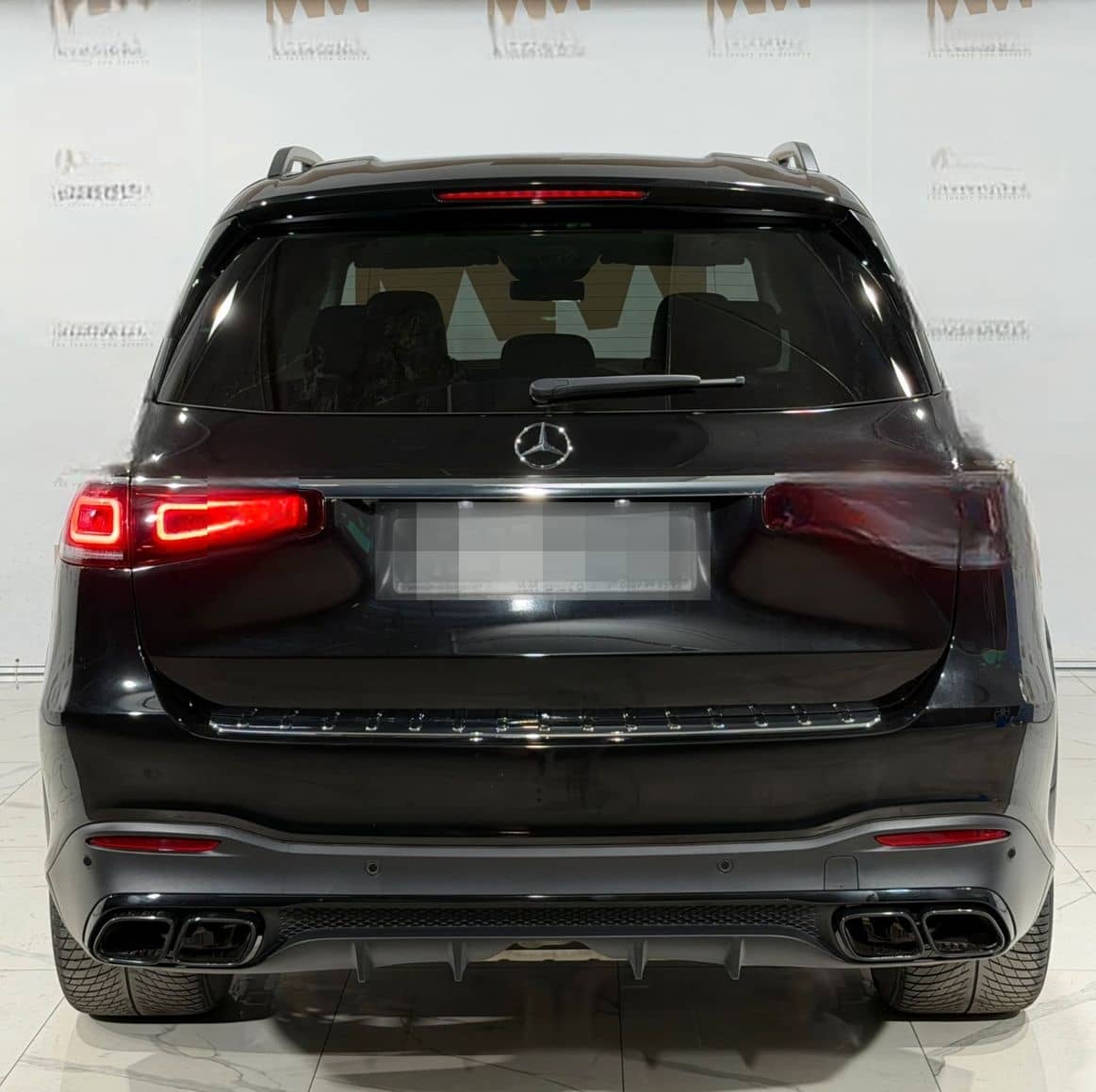 Mercedes-Benz GLS 63 AMG 4Matic+  AMG Driver's Carbon foto 4