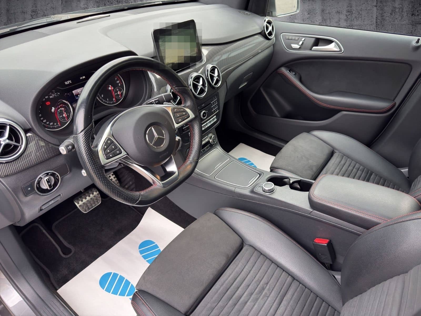 Mercedes-Benz B250 AMG Line PANO NAVI LEDER LED KAMERA CARBON foto 14