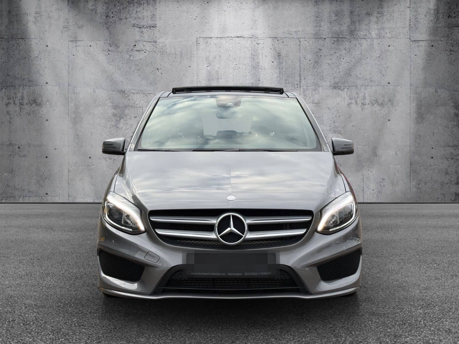 Mercedes-Benz B250 AMG Line PANO NAVI LEDER LED KAMERA CARBON foto 8