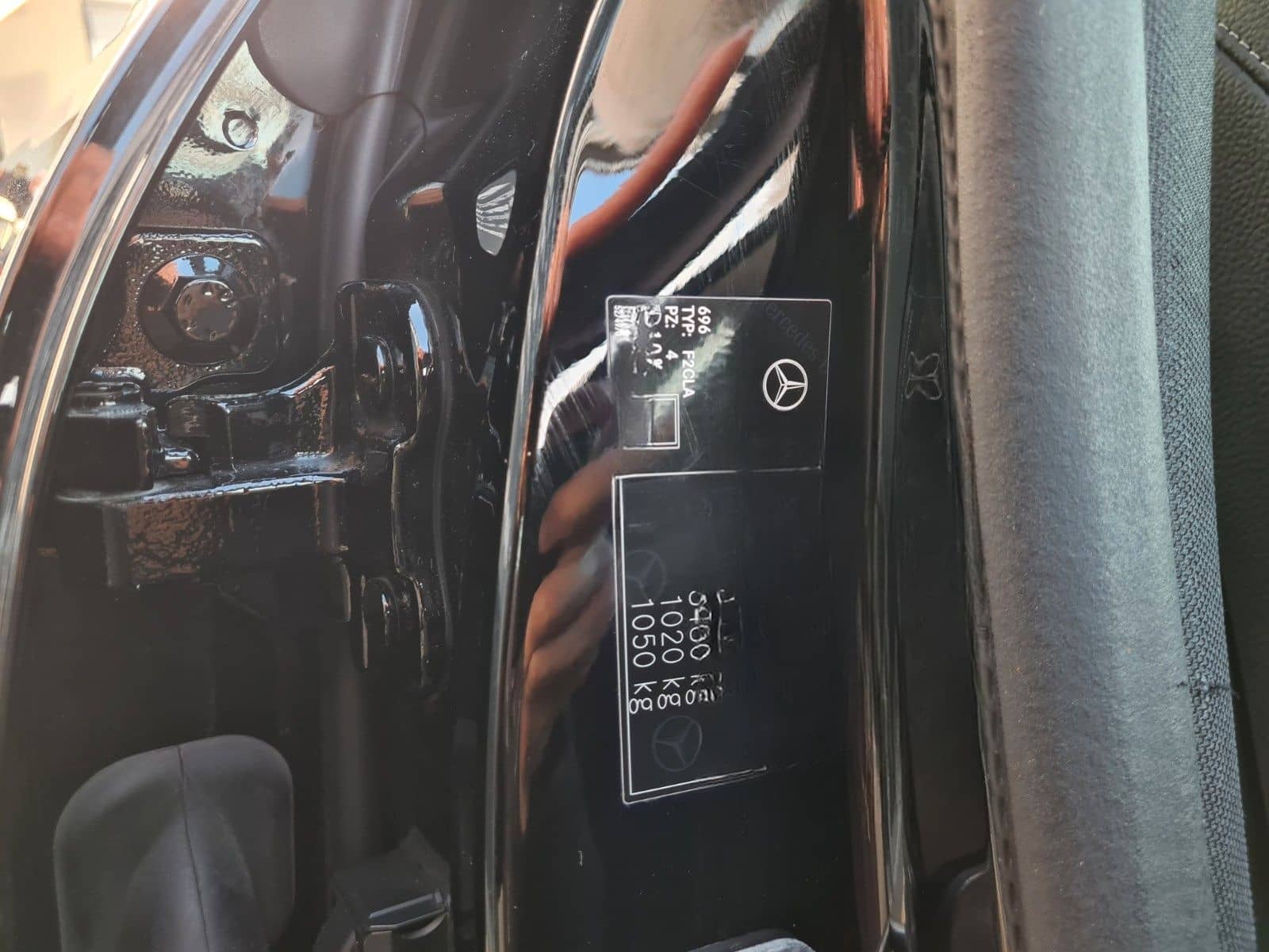 Mercedes-Benz CLA 180 SB 7G AUT - NAVI - 8 x ALU - foto 24